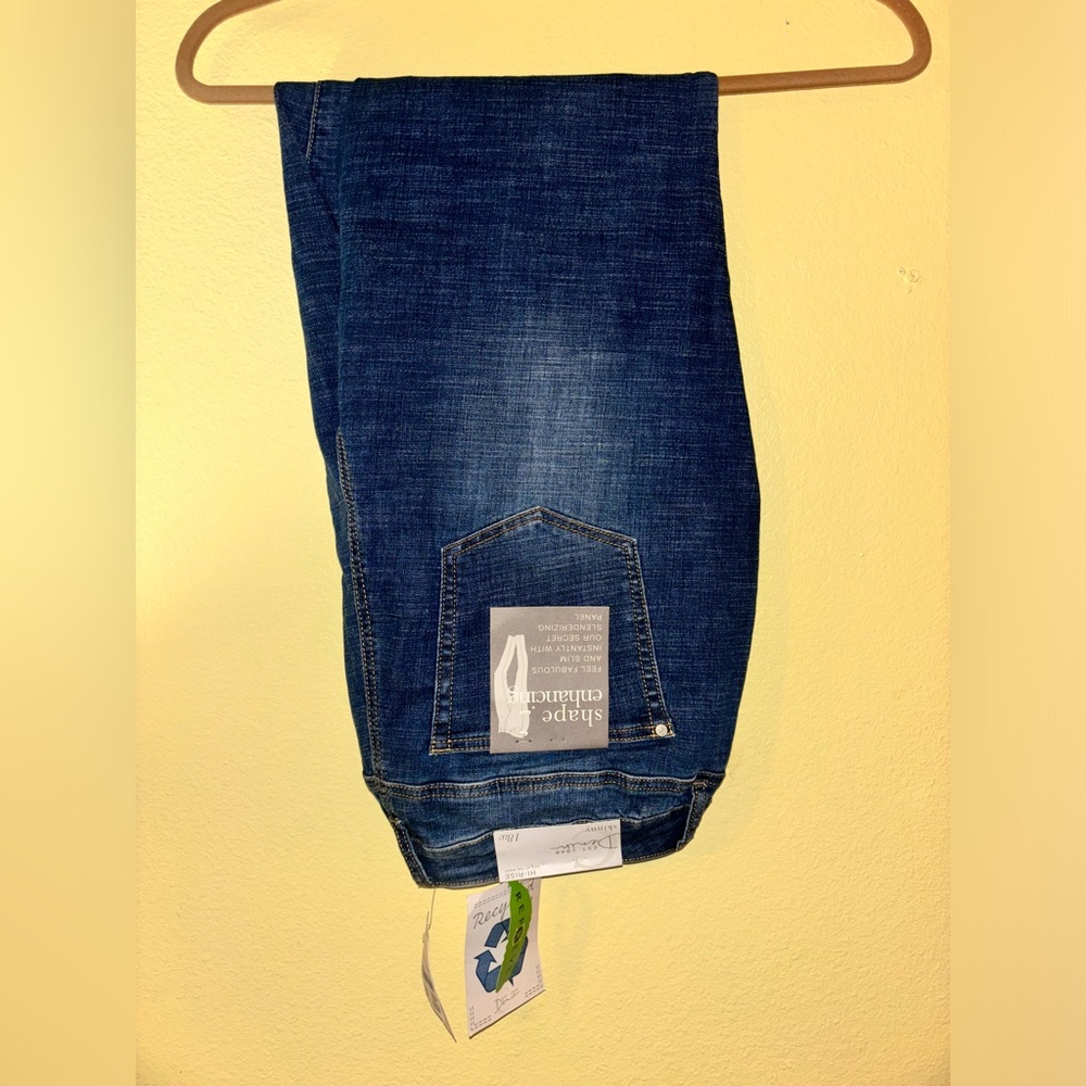 C. Denim Skinny Jeans Size 18w Brand New With Tags